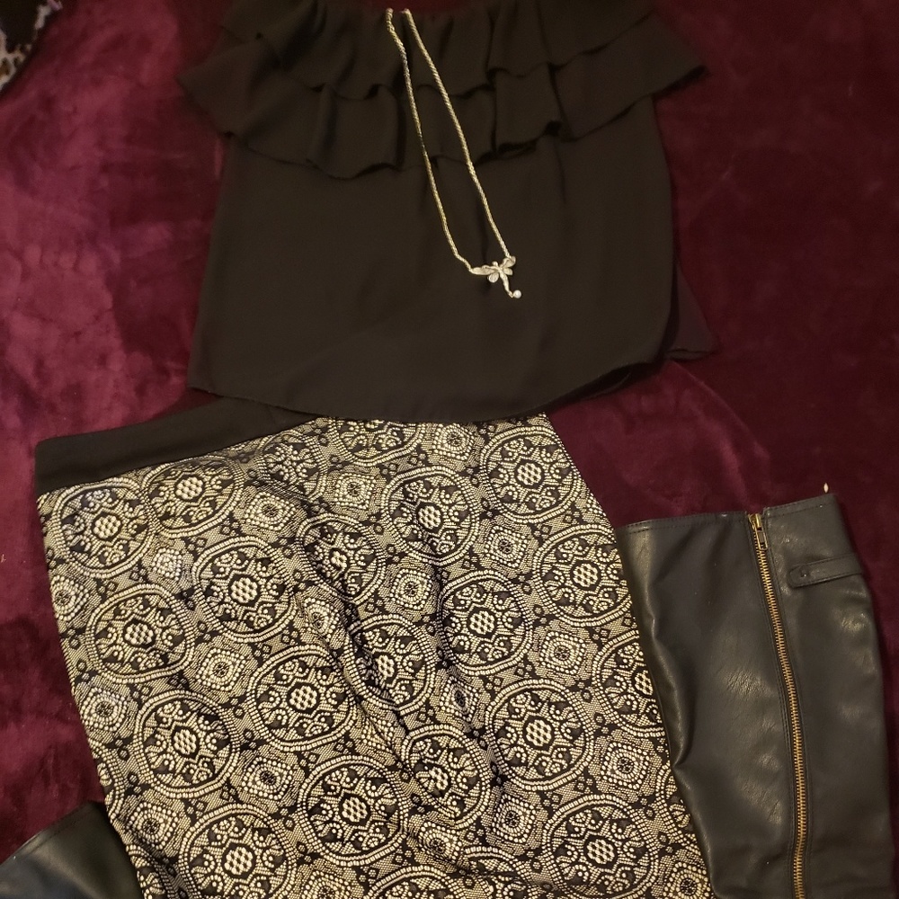 2 piece set  Skirt and no shoulder blouse
